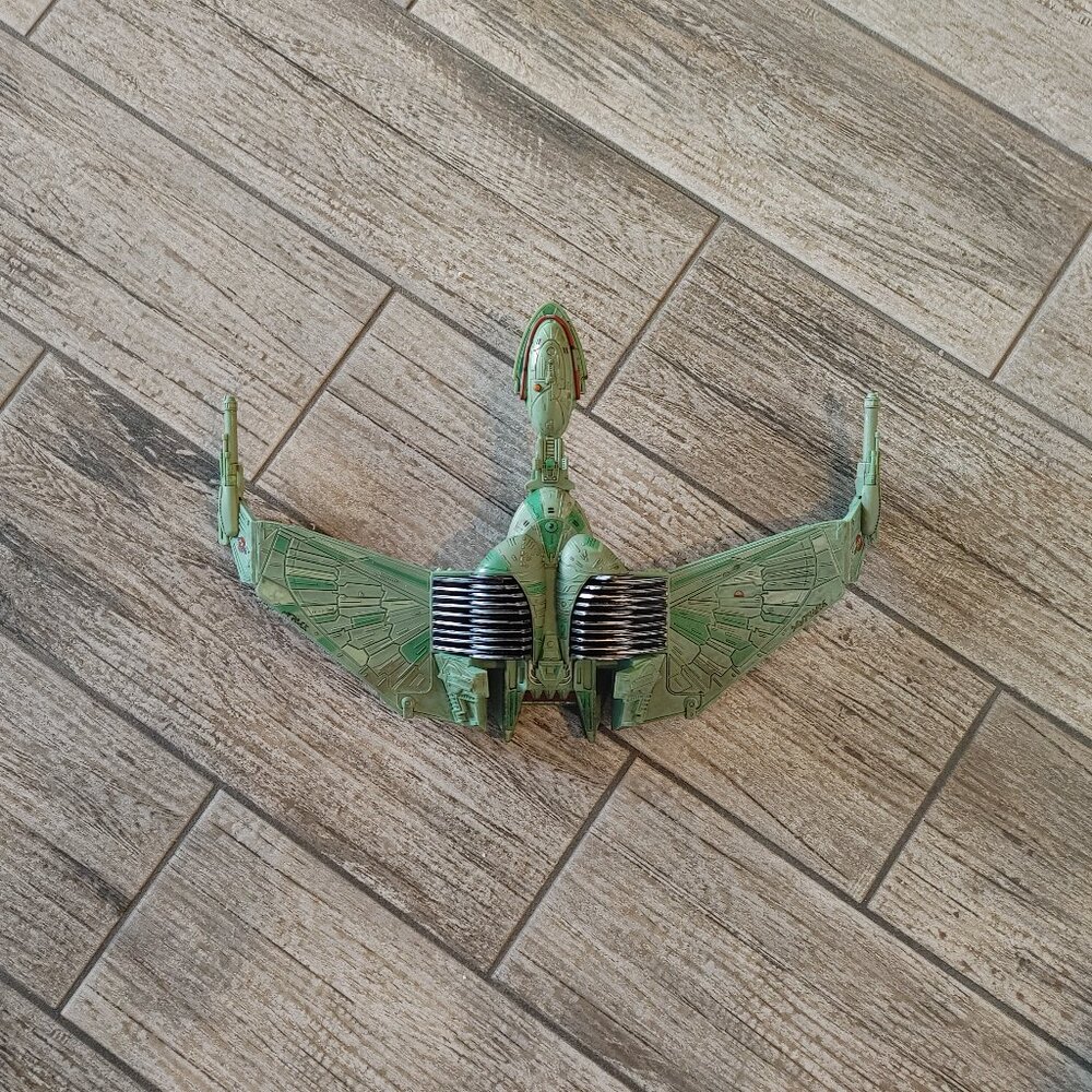 Star Trek Diamond Select Klingon Starship Bird of Prey - X LARGE